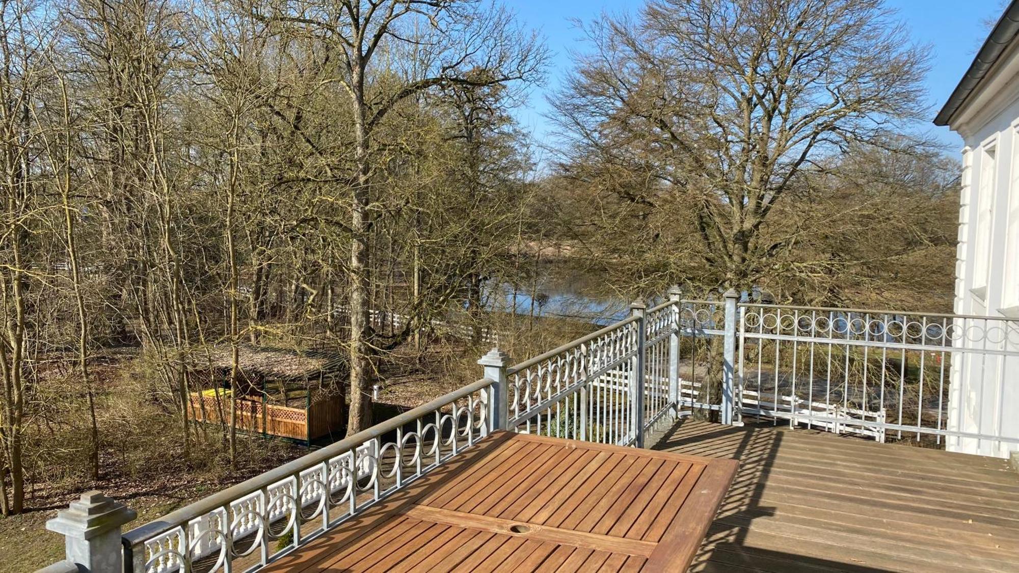 Schloss Badow Esterno foto
