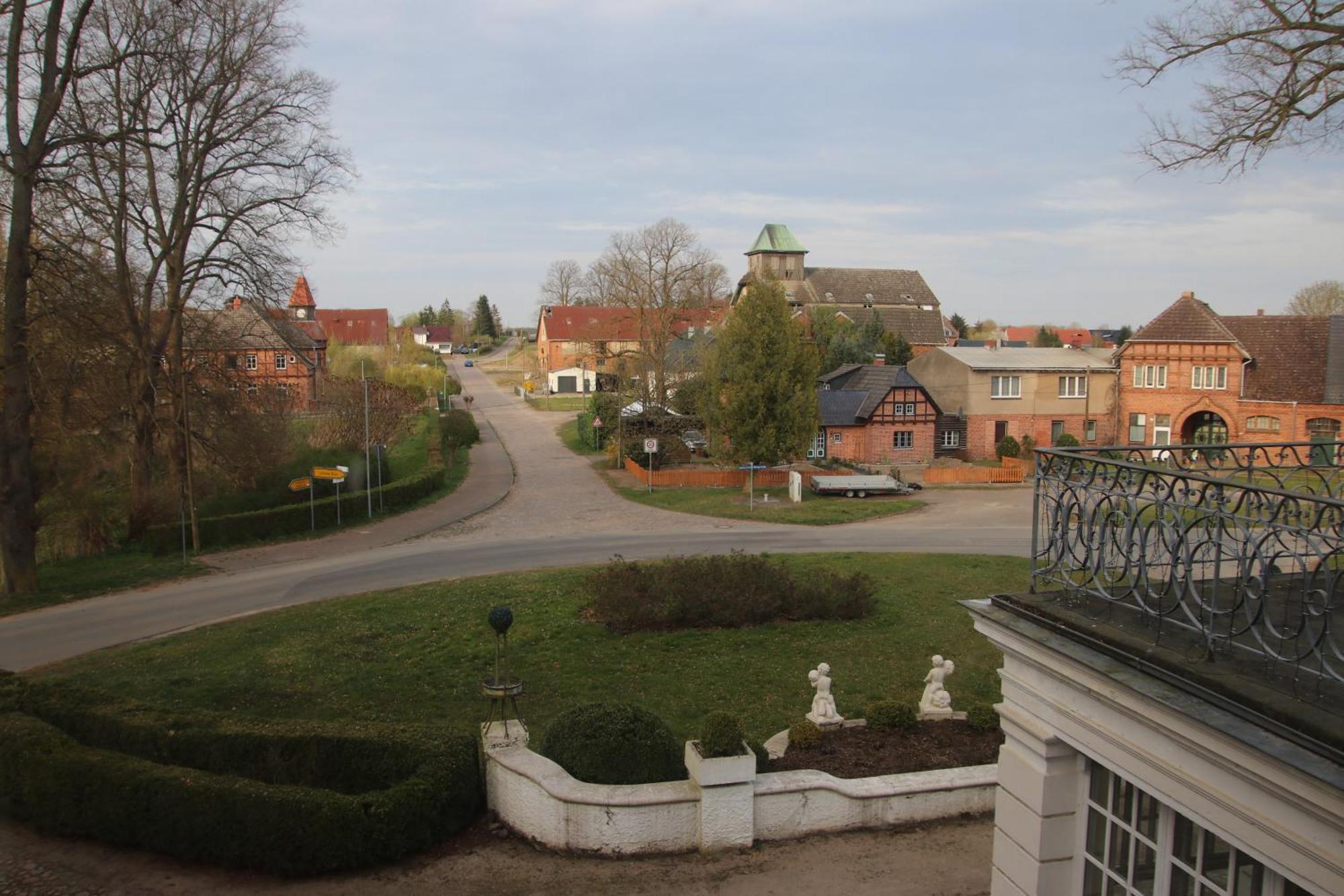 Schloss Badow Esterno foto